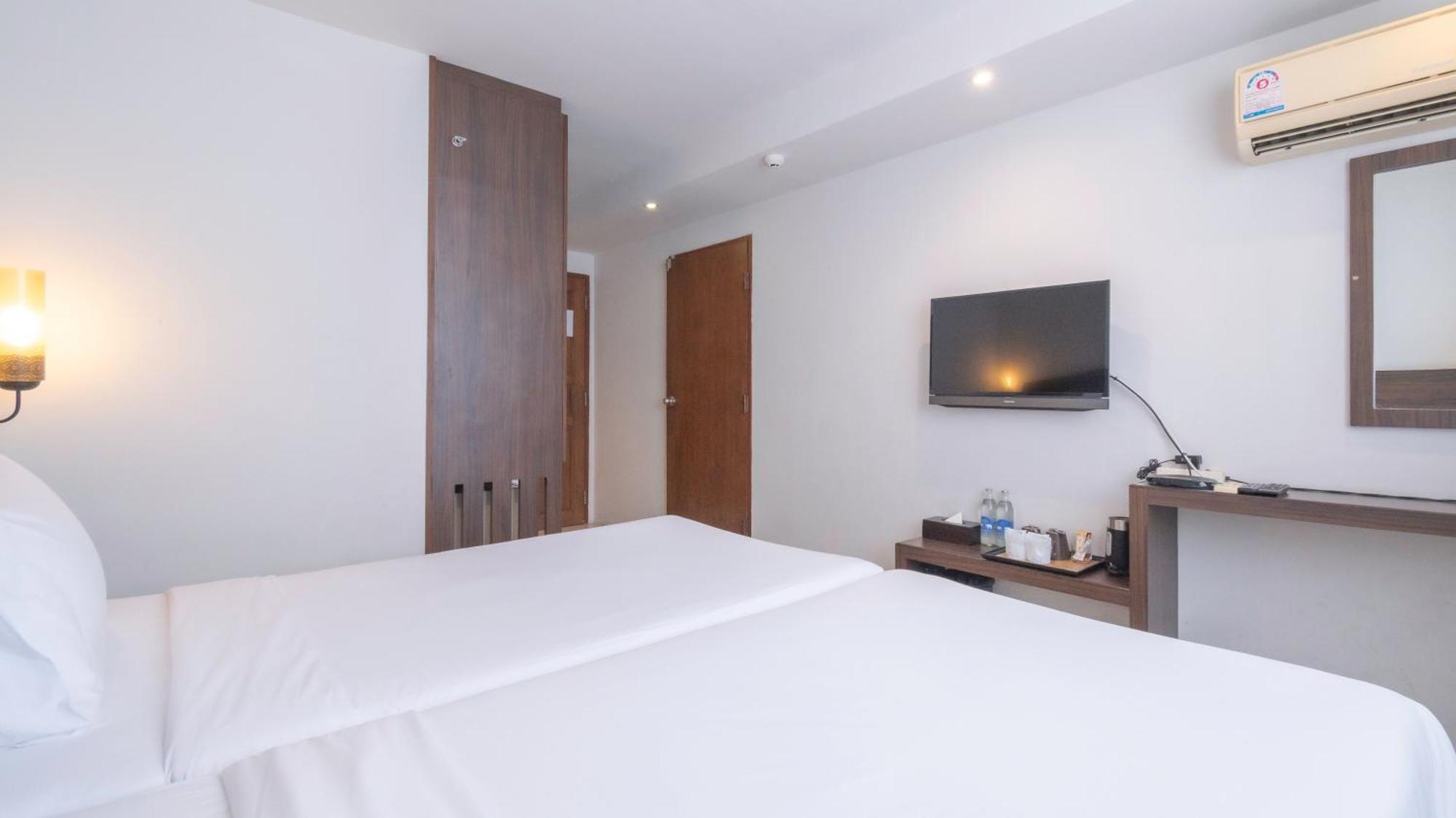 Pas Cher Hotel De Bangkok Luaran gambar