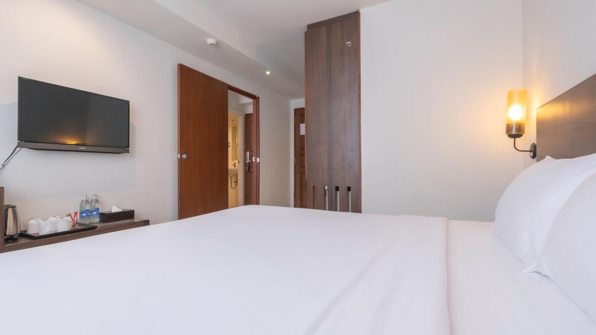 Pas Cher Hotel De Bangkok Luaran gambar