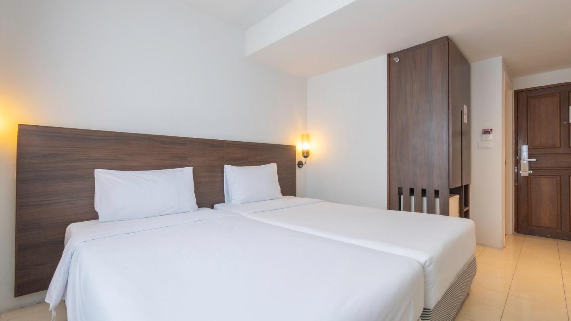 Pas Cher Hotel De Bangkok Luaran gambar