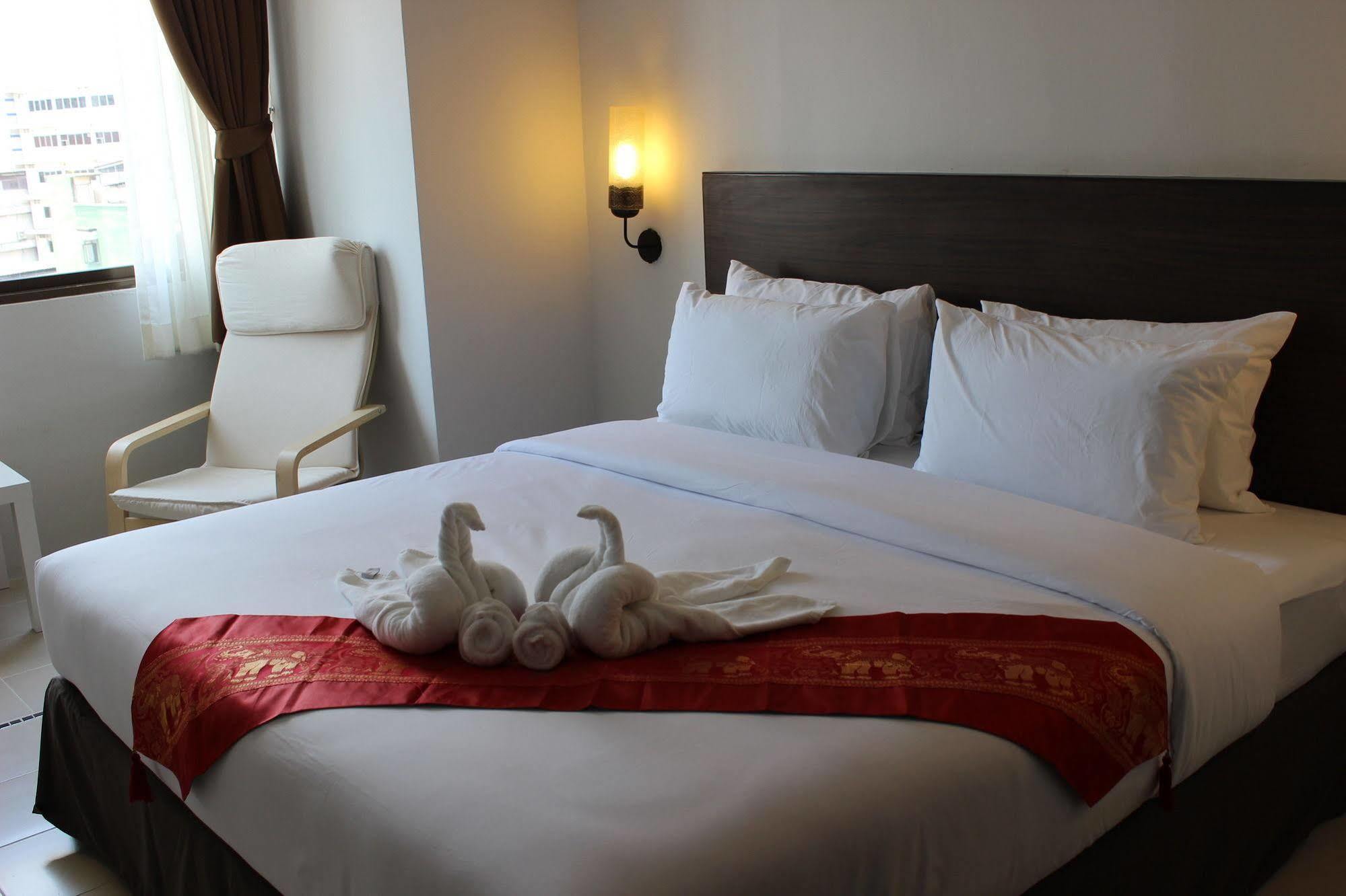Pas Cher Hotel De Bangkok Luaran gambar