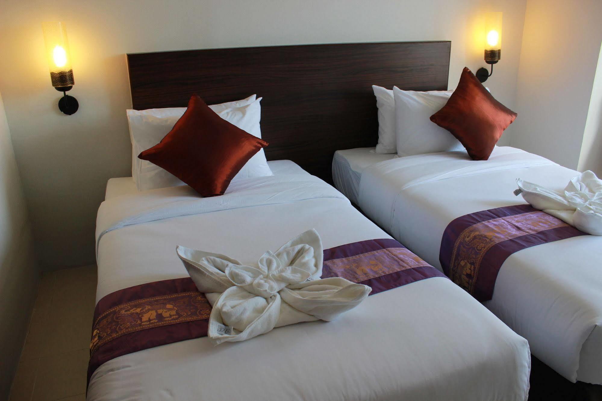 Pas Cher Hotel De Bangkok Luaran gambar